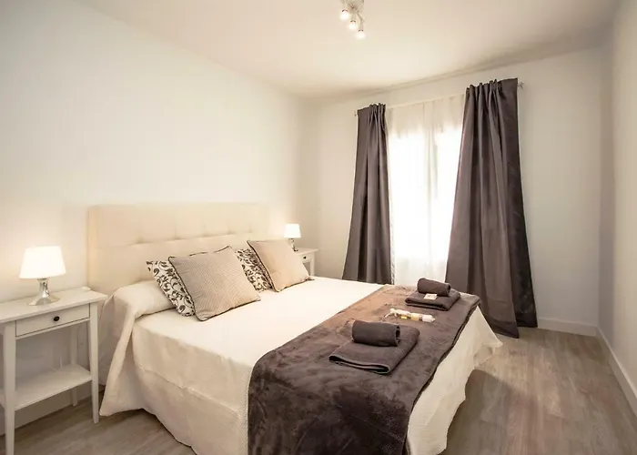 Flower Beach Suite 7
